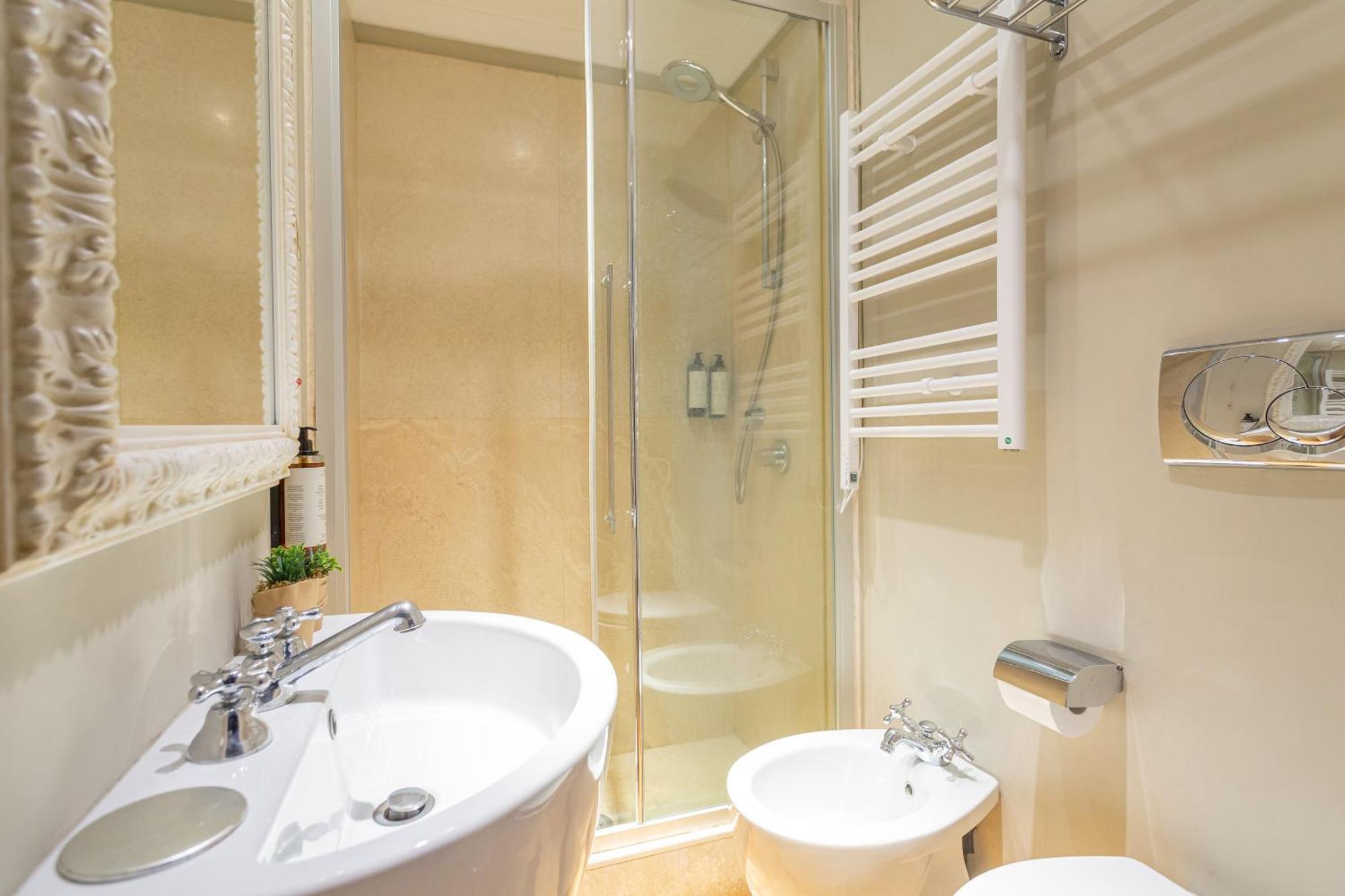 Hotel Parrasio Рим Экстерьер фото